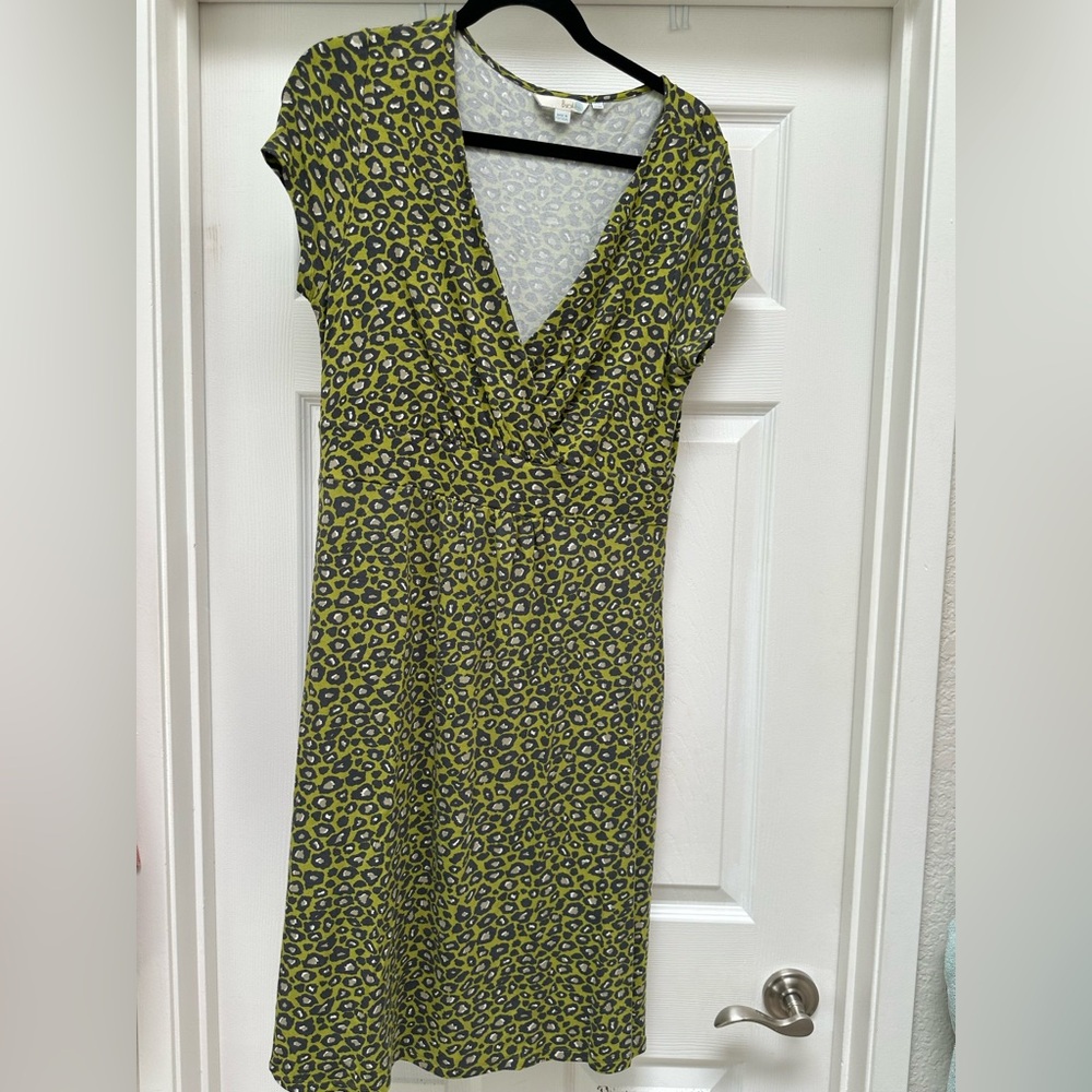 Boden Green Leopard Print Dress size 14 but fits like a 12